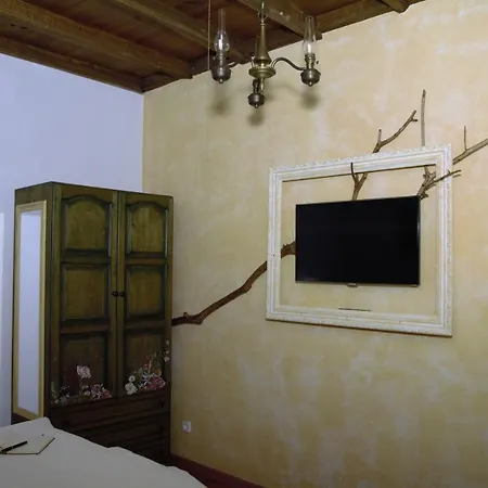 Casa rural Lili's - Local Monsanto