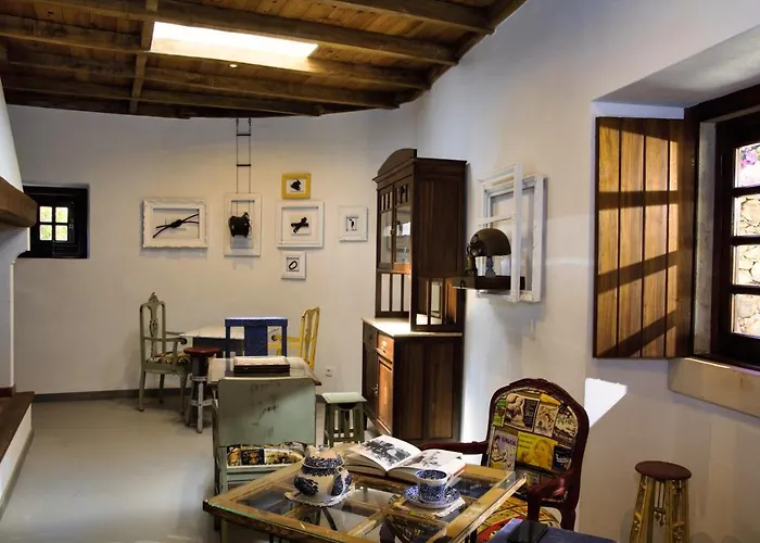 Lili's - Local Monsanto